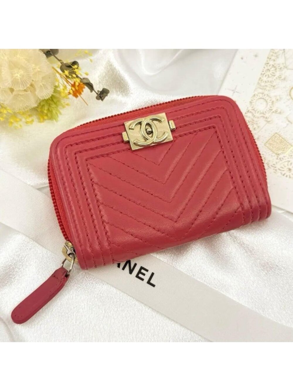 Chanel Card Case Coin - Picture 2 of 13